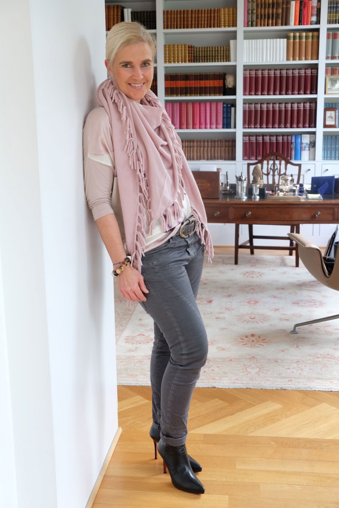 Barbara-Schweitzer,-Bluse-Very-Simple,-SOR-Woman,-Please,-Phillip-Hardy,-Modeblog-ü-40