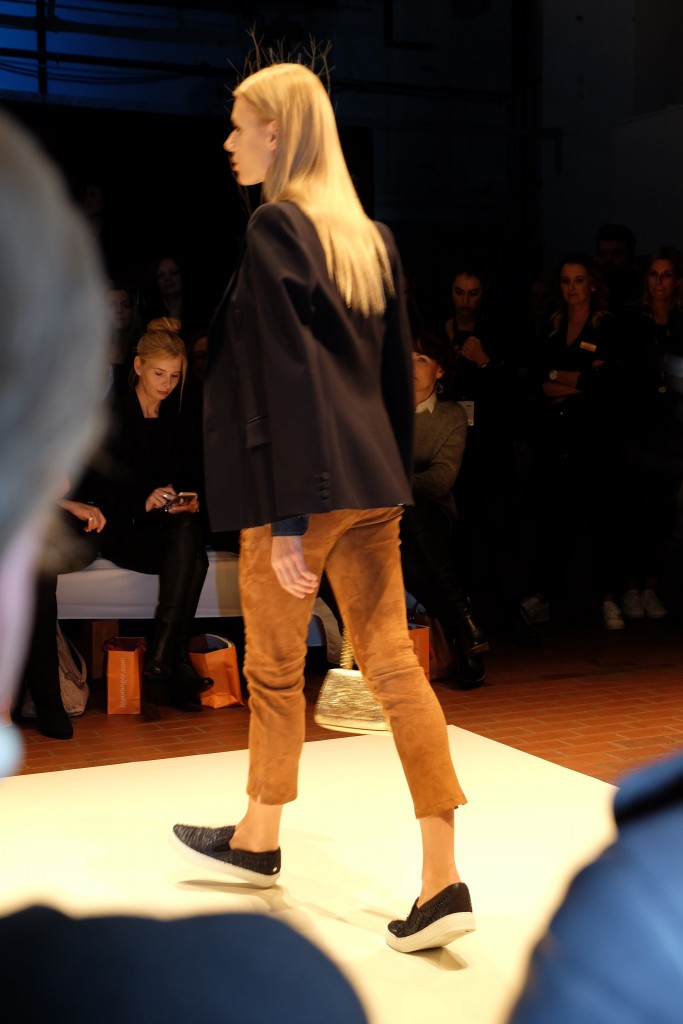 Platform Fashion, Breuninger Runway Show 2016, Breuninger Fashion Show Böhler Werke, Fashionblog Lieblingsstil, Modeblog Lieblingsstil, Fashionblogger Lieblingsstil, Lederhose cognac