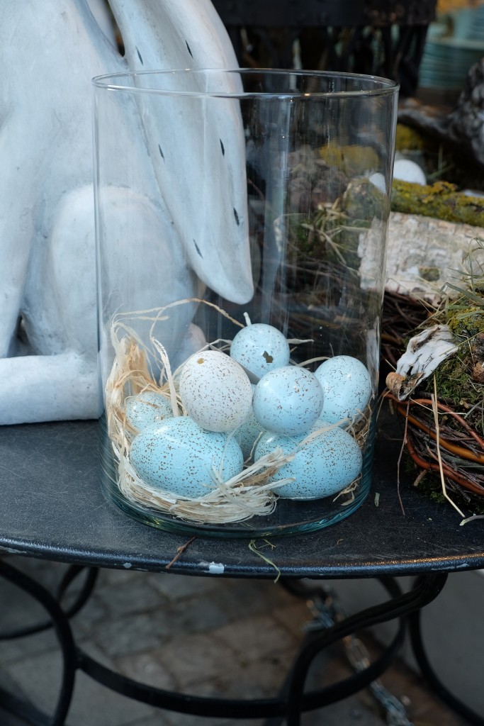 Blumen Bergine, Bergine Blumen, Osterdeko, Deko für Ostern, Osterhasen silber, große Osterhasen, easter decoration, Ostereier Deko, easter eggs decoration, Lifestyle Blog Lieblingsstill