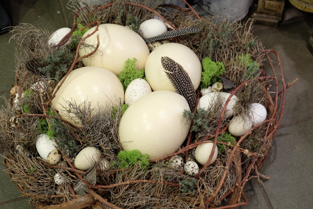 Osternest, Straußeneier, Osterdekoration, easter decoration, Lifestlye Blog Lieblingsstil, Lifestyblog Lieblingsstil