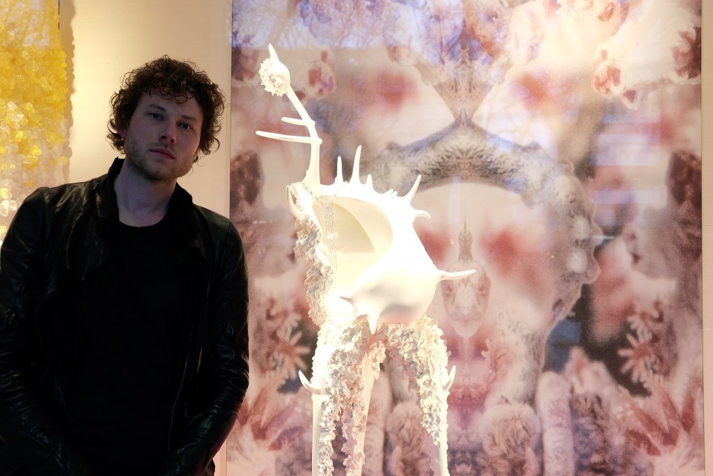 David Mackaay Künstler, David Mackaay artist, David Maclaay Giant Shell, David Maakaay Fensterkunst Hermès, Lifestlye Blog Lieblingstil, Modeblog Lieblingsstil, Fashionblog Lieblingsstil, Fashion Blog