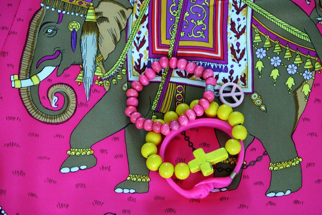 pink und gelb, yellow and pink, Hermès Tuch, Accessoires, Seidentuch und Accessoires, Modeblog, Fashionblog, Lieblingsstil,2