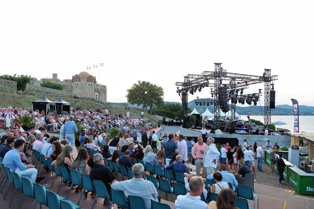 Tom Jones Konzert St. Tropez, Citadelle St. Tropez, Tom Jones, Lieblingsstil, Lifestyle Blog, Fashion Blog, Lifstyleblog,1