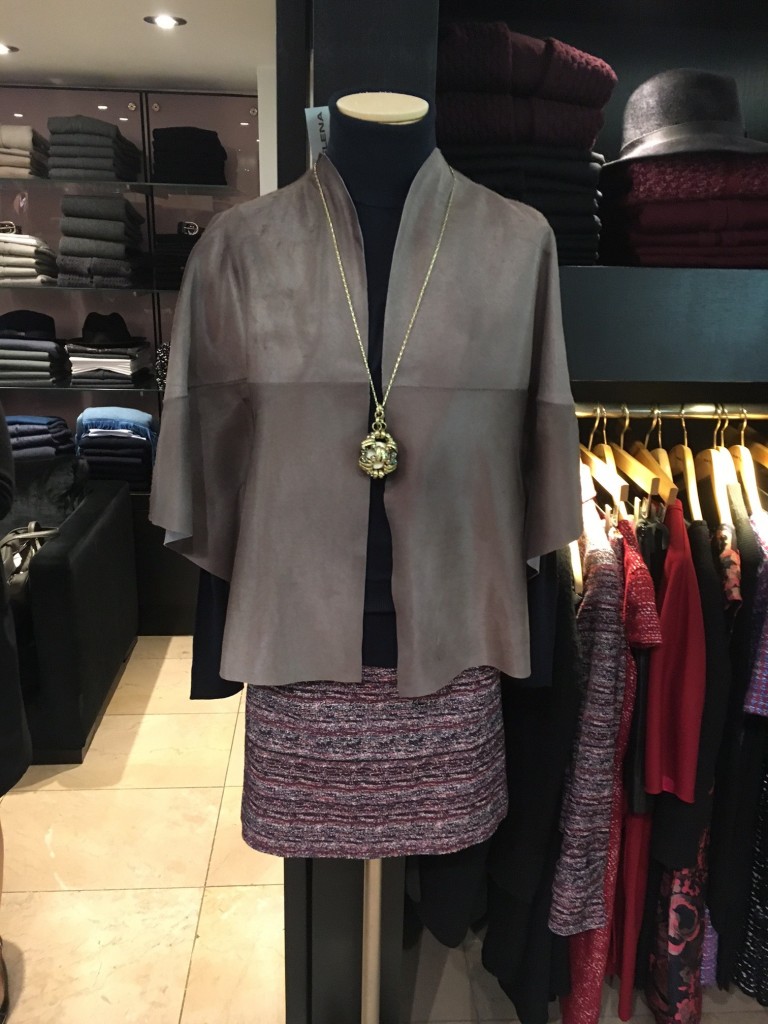 lieblingsstil-jacke-my-jackety-kalbfell-kalbsfell-jacke-blazer-taupe-kalbfell-jacke-taupe-lieblingsstil