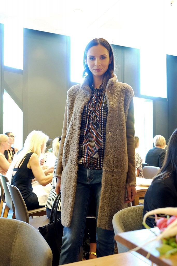 steffen-schraut-breuninger-duesseldorfwendemantel-lammfell-fashionblogger-fashion-blog-lieblingsstil1
