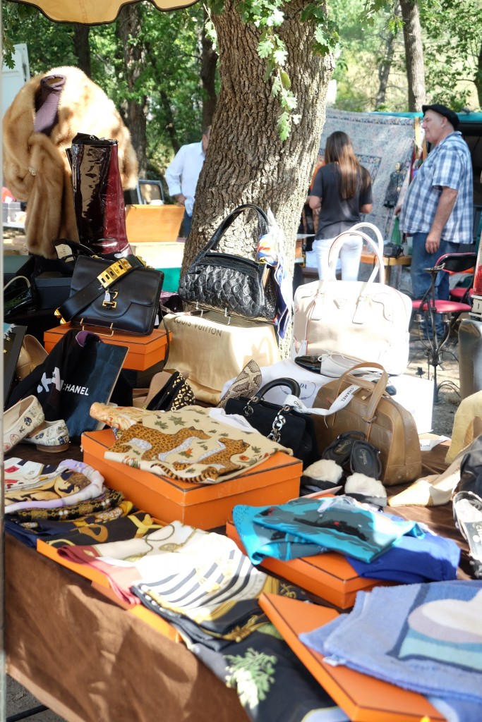 antikmarkt-grimaud-sonntagsmarkt-grimaud-antiquite-marche-grimaud-antique-market-grimaud-lifestyle-blog-st-tropez-blogger-lieblingsstil