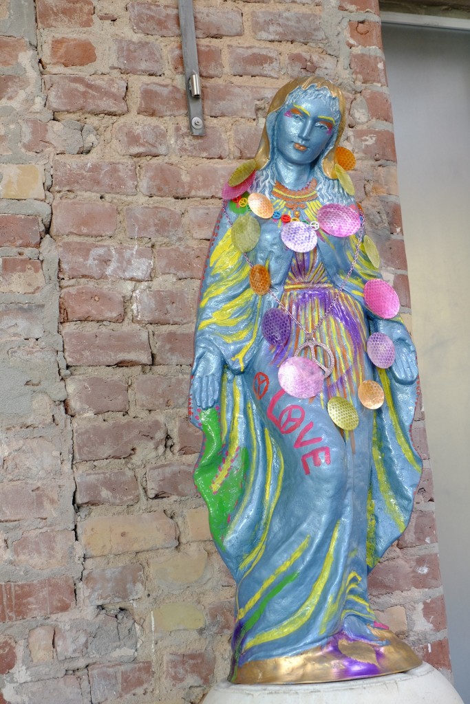suedamerikanische-muttergottes-ariane-paffrath-gallery-galerie-suedamerikanische-kunst-lieblingsstil-com-dscf2273