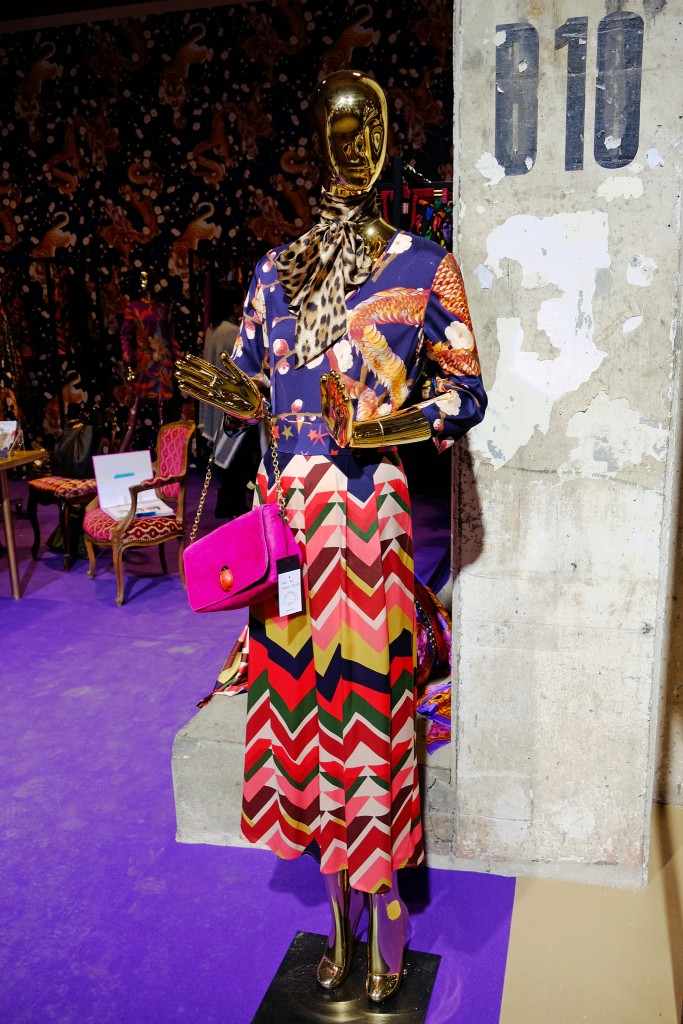 Anni-Carlssson,-Anni-Carlsson-Kleid,-buntes-Kleid-lang,-tolles-Kleid-bunt,-Mustermix-Kleid,-Fashionblog-Lieblingsstil,-Lieblingsstil.com,-DSCF3817