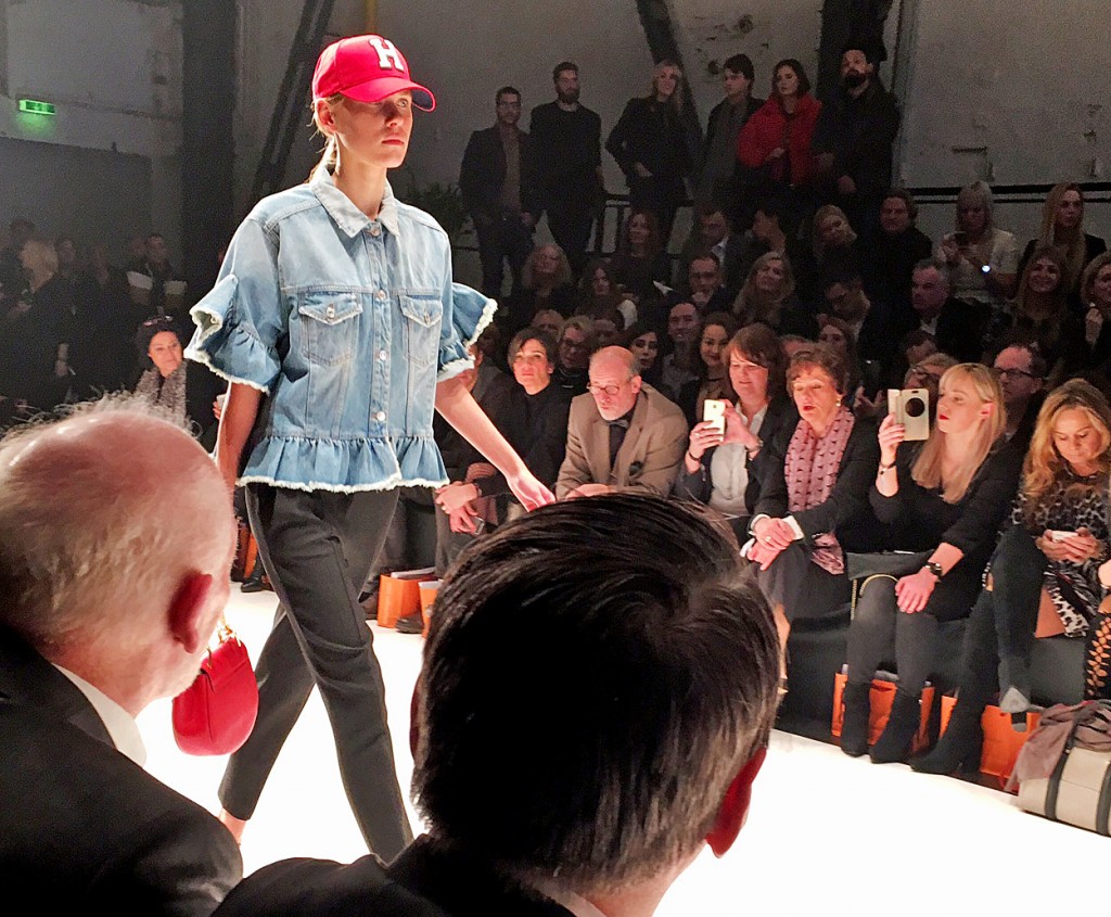 Breuninger Fashion Show, Breuninger Show, Breuninger Modenschau, Jeans Jacke kurze Ärmel, Lieblingsstil.com,1, IMG_5636