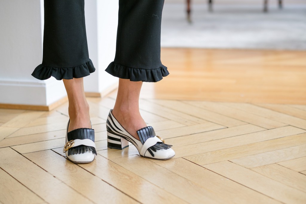 Hose mit Volant, Volanthose, Rüschenhose, Hose mit Rüsche, Volant pants, pants volants, Fashionblog Lieblingsstil, Lieblingsstil.com, _DSF9460