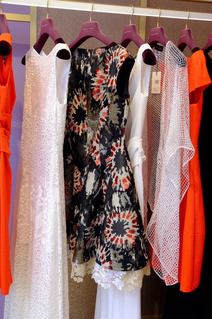 Talbot Runhof Kleid, Talbot Runhof Düsseldorf, Talbot Runhof Kleider, Fashionblog Lieblingsstil, Lieblingsstil.com, DSCF4573