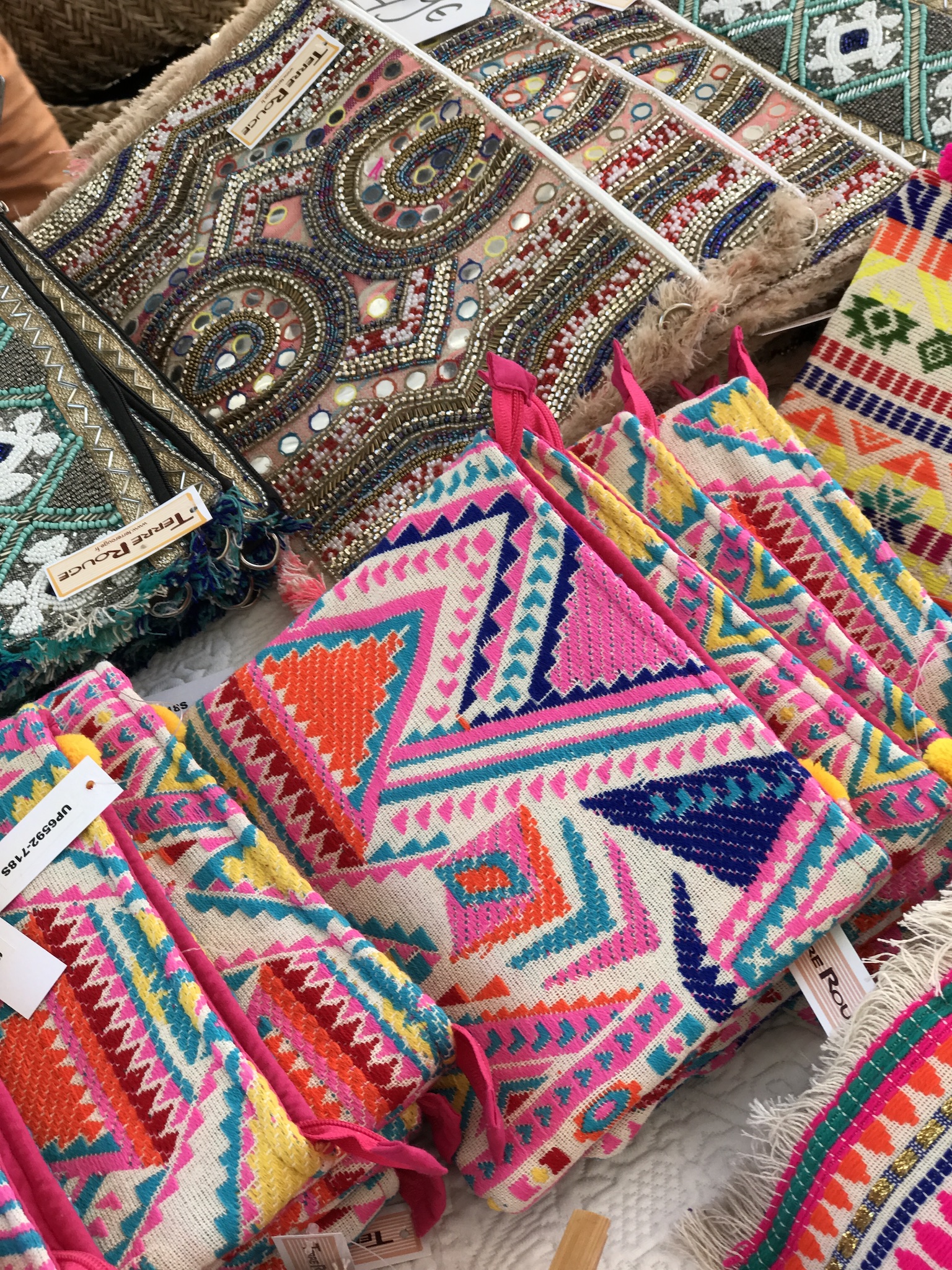 Clutch in großer Auswahl, Markt St. Tropez, Accessoires Trends, Fashion-Blog, bunte Clutch, Lieblingsstil.com,