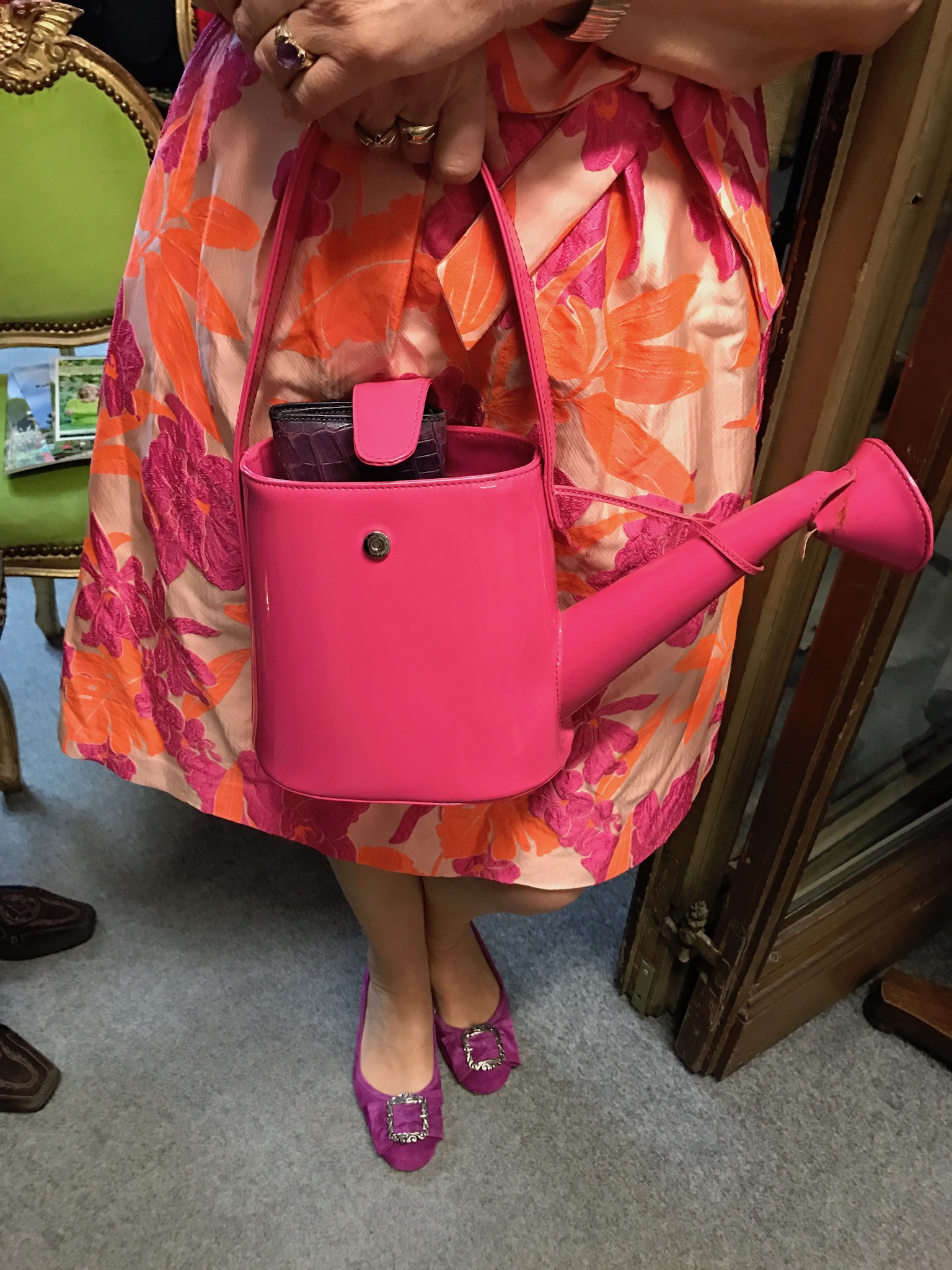 Gießkannen Handtasche, Gießkanne als Handtasche, außergeöhnlich Handtasche, Fashion-Blog Lieblingsstil,
