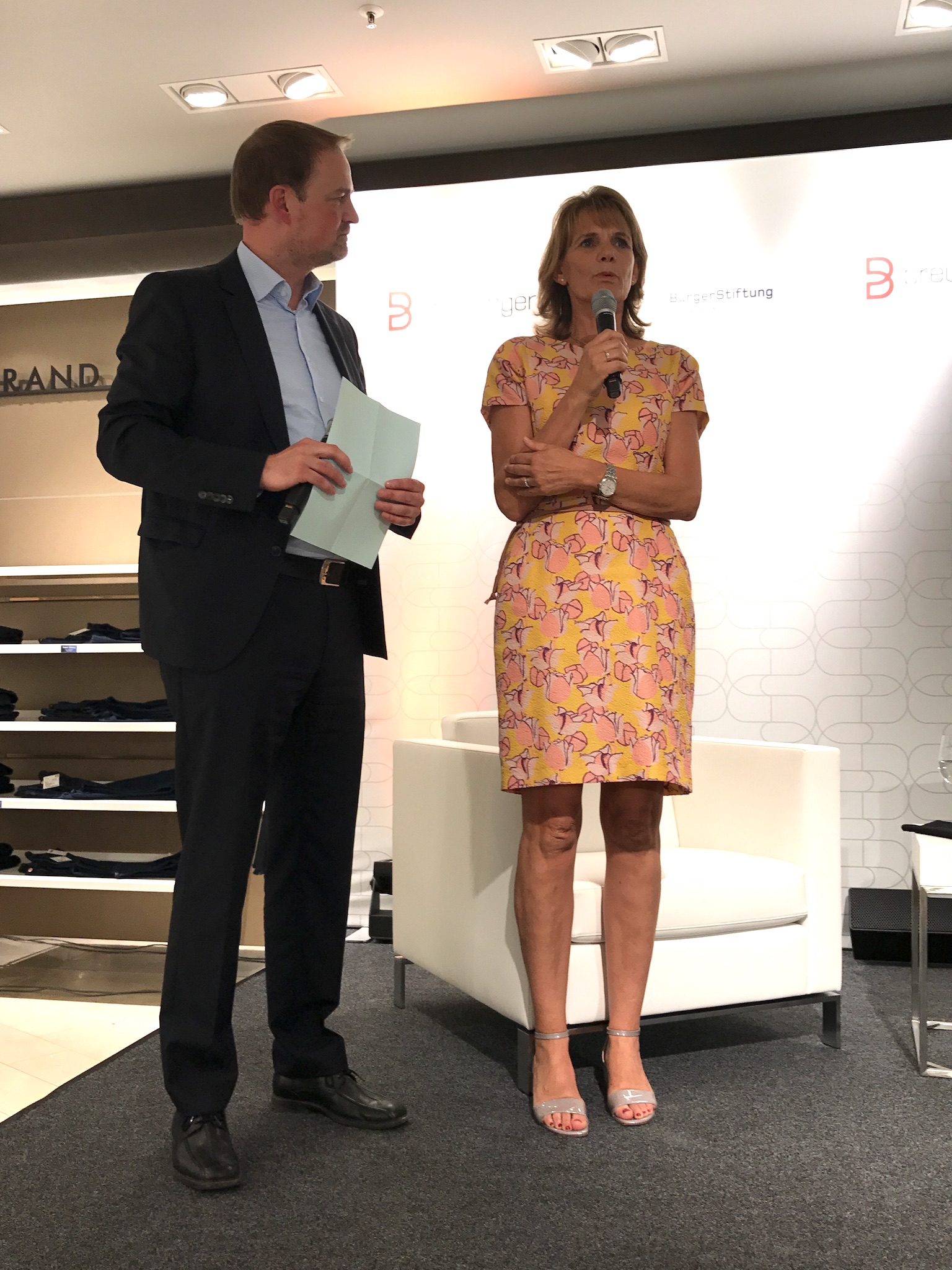 Sabine Tüllmann Bürgerstiftung Düsseldorf bei Breuninger, Christian Zeelen, Lifestyle-Blog, Lieblingsstil.com,