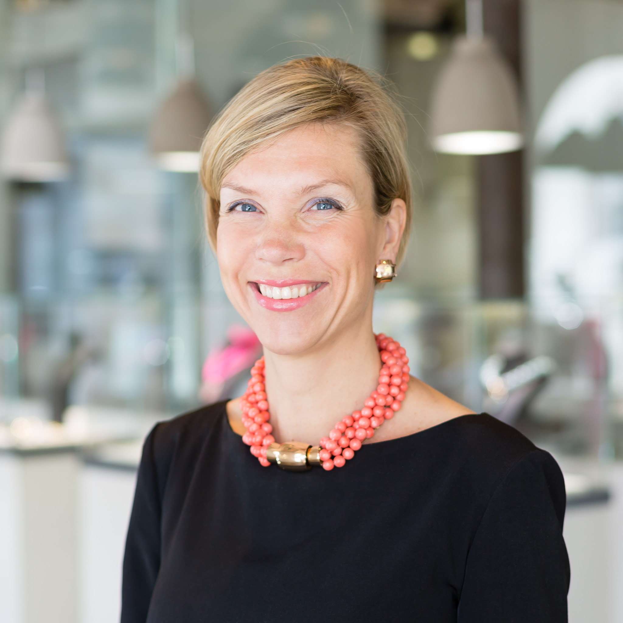 Verena Jonetat, Brigitte Bostel, Brauksiepe Goldschmiedemanufaktur,