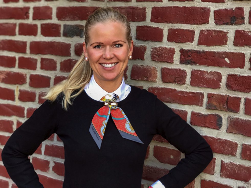 Anna Schneider Brauksiepe Goldschmiedemanufakur, Twilly Lover, Twilly Trend, wie knote ich ein Twilly, wie trage ich ein Twilly, Twilly mit Schmuck, Fashion Blog, Lieblingsstil.com,