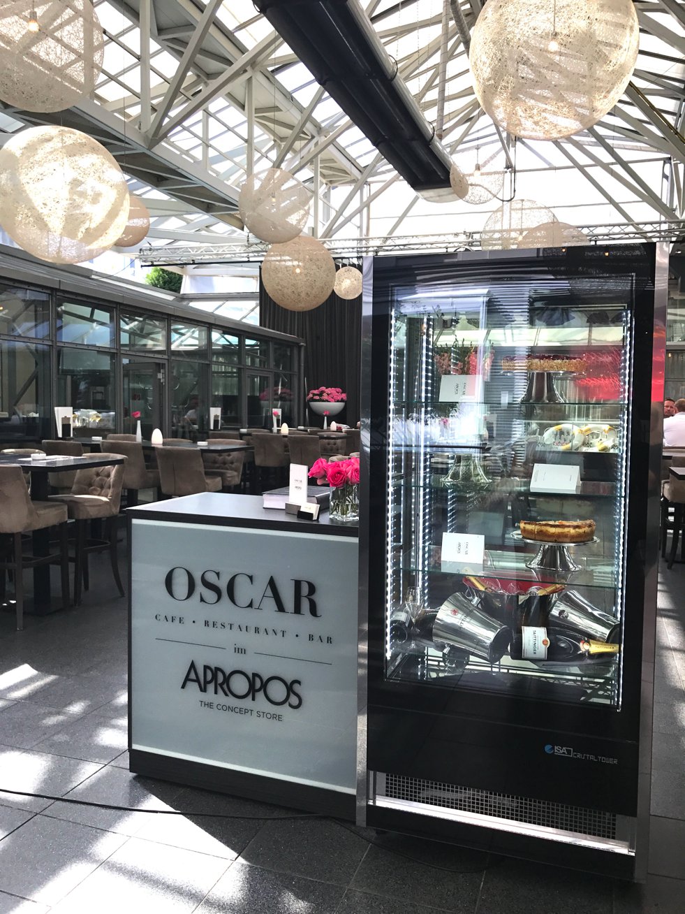 OSCAR im APROPOS, Oscar restaurant Köln, Oscar Cafe Mittelstraße, Lifestyle-Blog, Lieblingsstil.com,