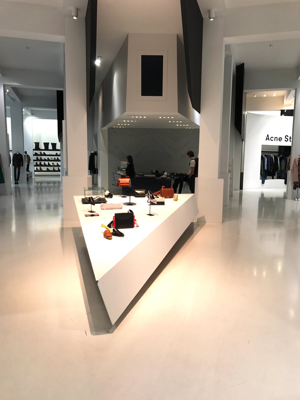 Renaissance Boutique Antwerp, Renaissance Designer Fashion Antwerp, Fashion-Blog, Lieblingsstil.com,