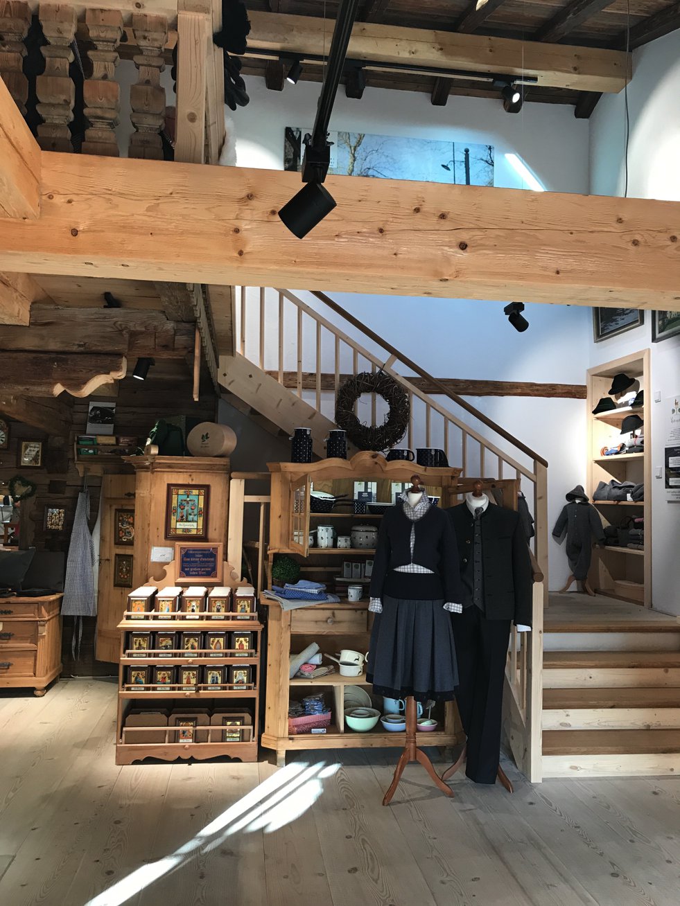 Hutmacherei Martin Wiesner Rottach-Egern, edle Trachtenmode Rottach, tolle Trachtenmode Rottach-Egern, Lifestyle-Blog, Lieblingsstil.com, JPG